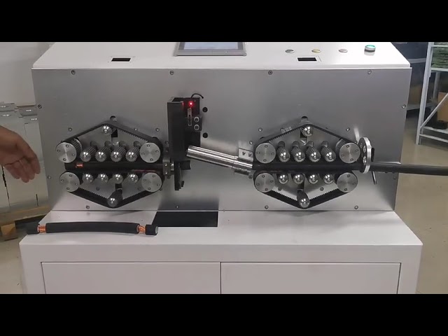 Fully Automatic Computerized Large Square Wire Stripping Machine   150mm² Max