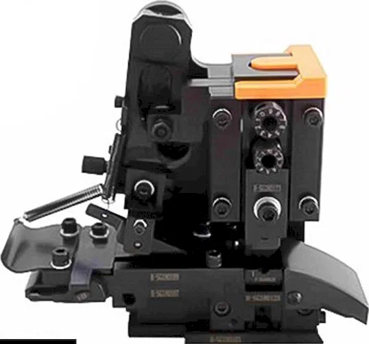 قالب أفقي عالي الدقة OTP - أدوات كبس الأطراف